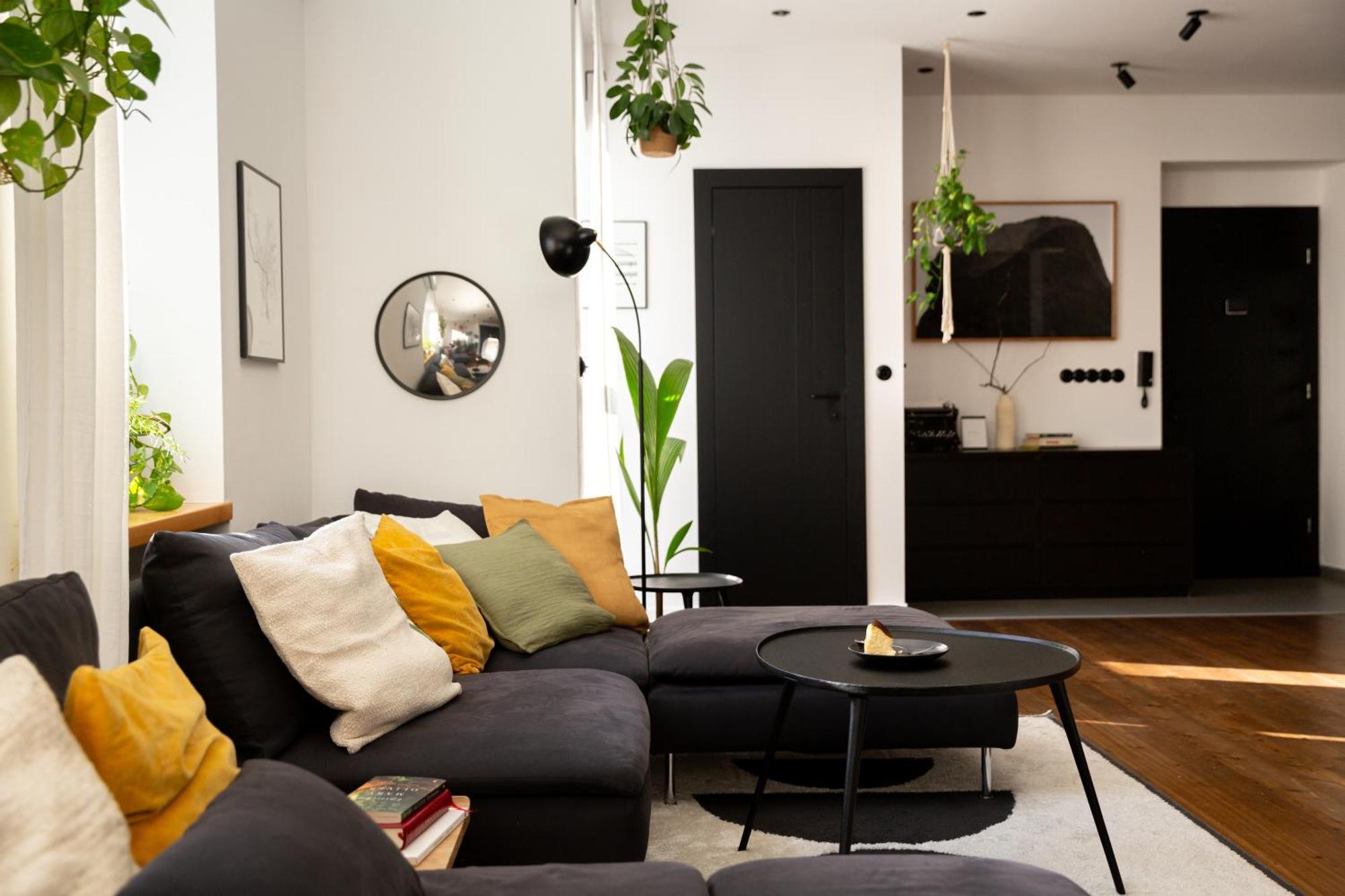 ברטיסלאבה Evergreen - Old Town Spacious Stylish Apartment With Ac And One And A Half Bath, Baby & Kid- Friendly מראה חיצוני תמונה